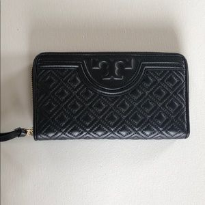 Tory Burch Fleming Zip Continental Wallet